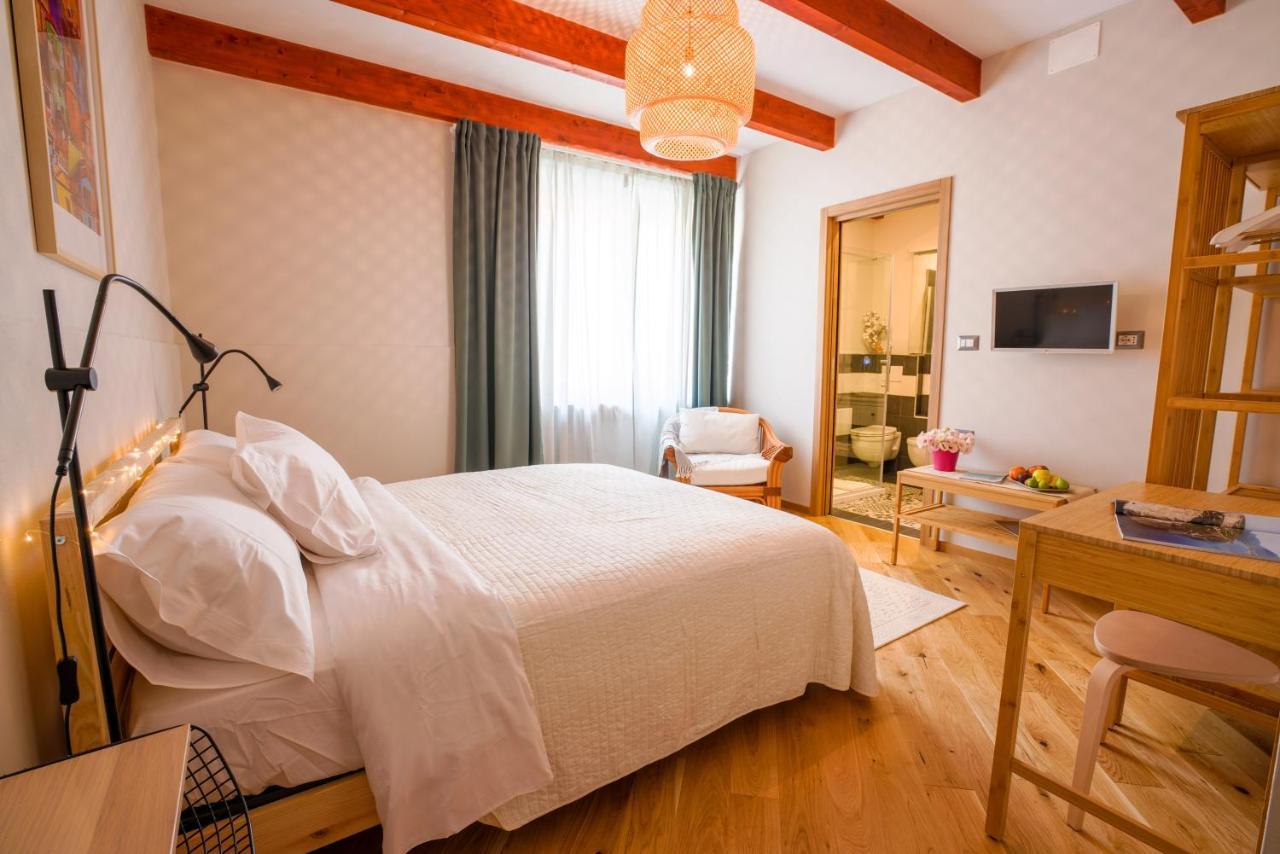 Bed and Breakfast Sa Domo E Giuanne E Giuanna Боса Экстерьер фото