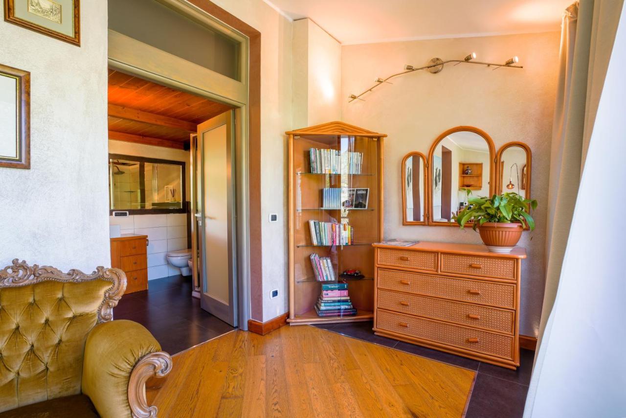 Bed and Breakfast Sa Domo E Giuanne E Giuanna Боса Экстерьер фото